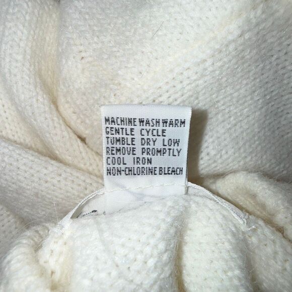 Vintage Alfred Dunner Floral Embroidered Sweater Cream Mock Neck Made in Hong Ko - Picture 13 of 16